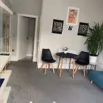 Lancaster Entire Studio